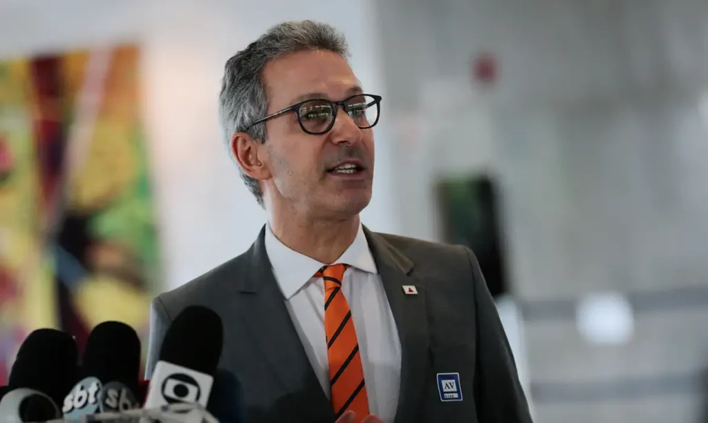 Deputada Bella Gonçalves denuncia Zema ao STF por descumprimento da Política Nacional para a População em Situação de Rua