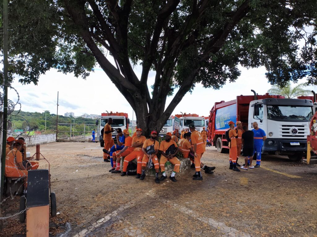 Paralisação dos garis em Belo Horizonte escancara a precarização dos serviços públicos terceirizados