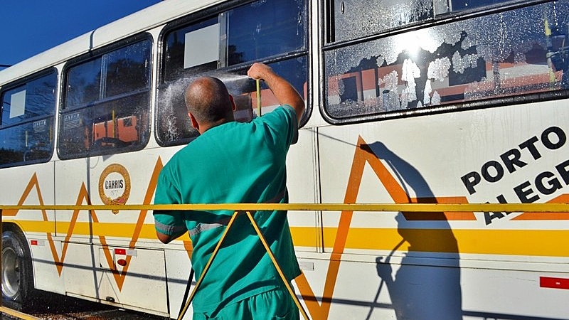 O Colapso do Transporte Público em Porto Alegre: Projeto de Cidade ou Projeto de Mercado?
