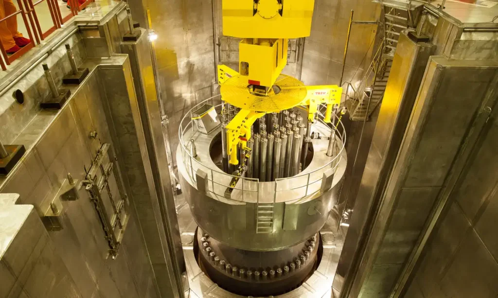 O governo federal sucumbiu ao lobby nuclear?