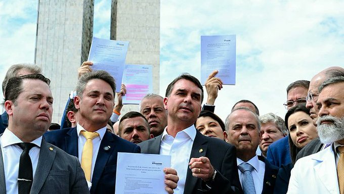 Afinal, a oposição é a favor da redução da jornada de trabalho?