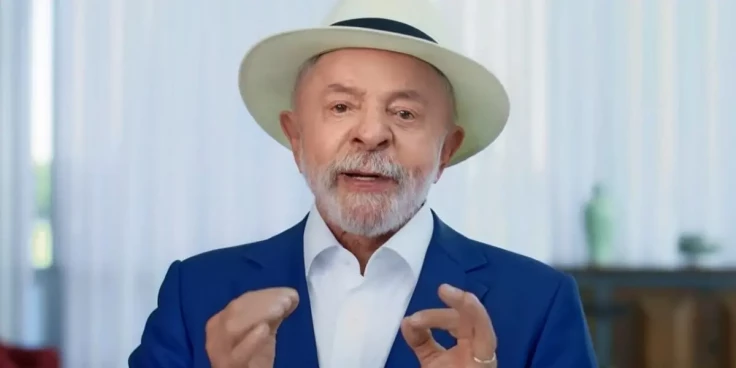 Giro de emergência à esquerda