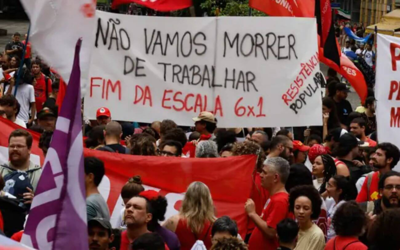 Plenária das Centrais Sindicais aponta mobilização total pela redução da jornada e contra a escala 6×1