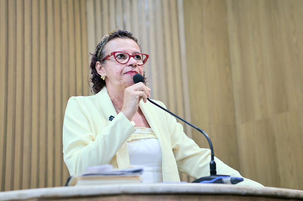 Vereadora Sonia Meire (PSOL-SE) repudia tentativa de intimidação de Valmir de Francisquinho