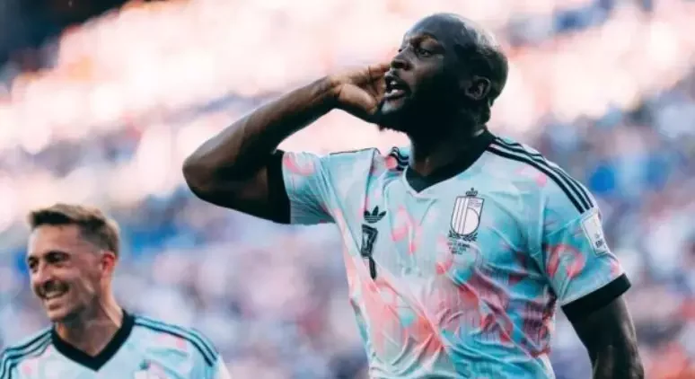 Os deuses do futebol castigam os tiranos