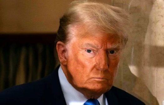 Trump aprofunda giro autoritário
