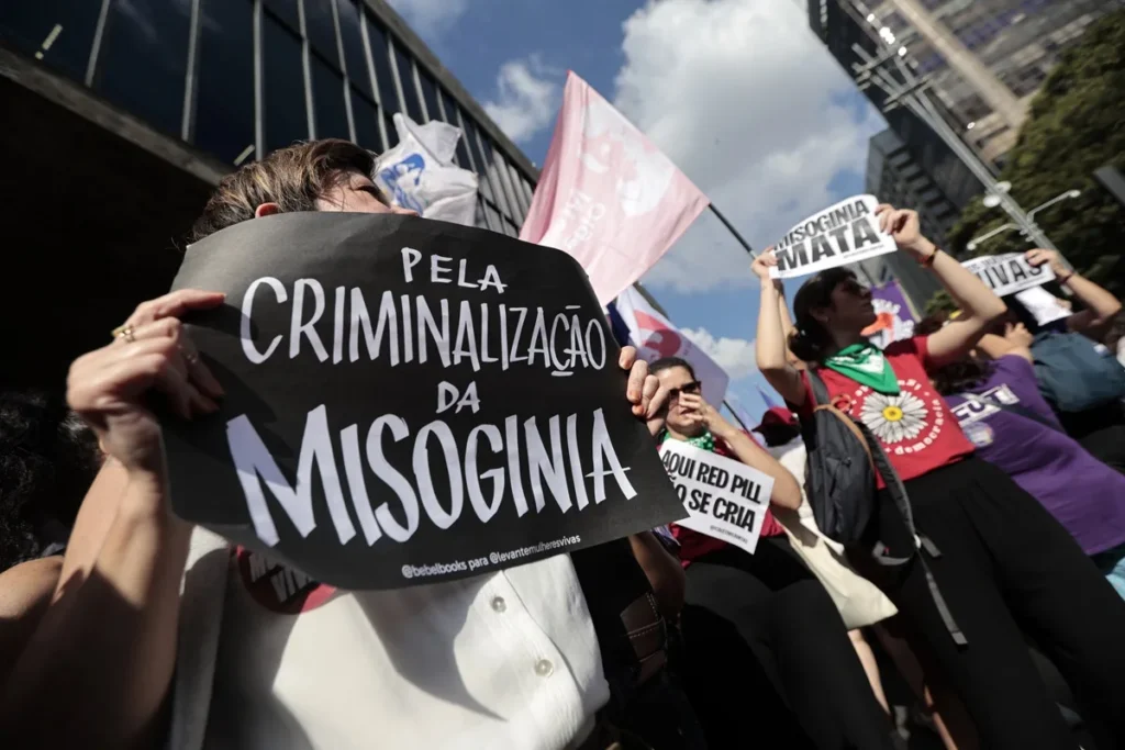 PL da Misoginia: pauta já, Hugo Motta!