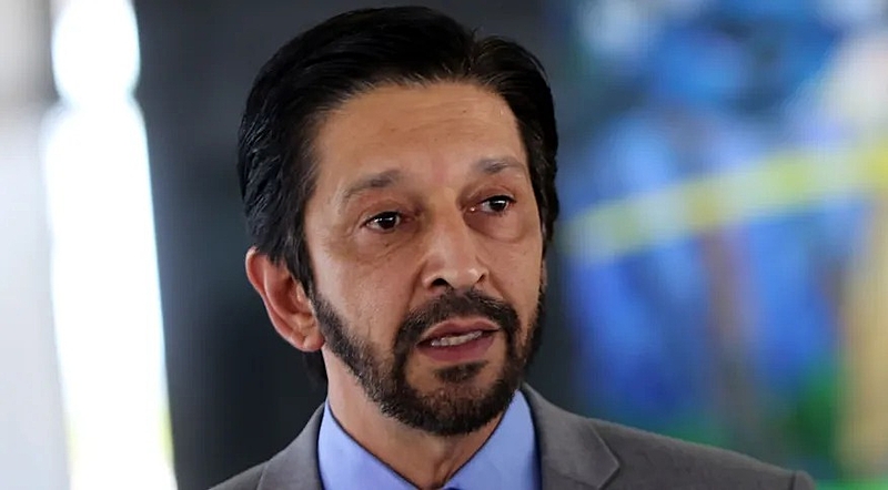 Ricardo Nunes ameaça reorganizar a rede de ensino municipal