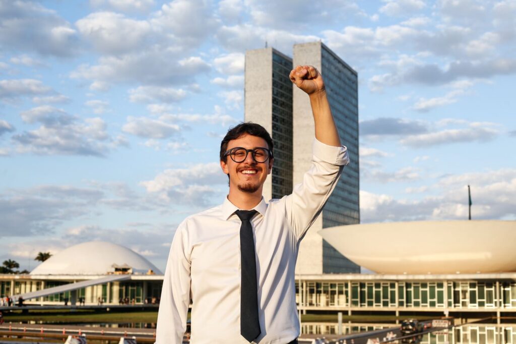 Conhecido pela defesa do financiamento das universidades paulistas, Guilherme Cortez é a aposta para renovação do Congresso Nacional