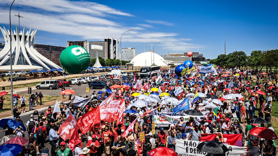 Manifesto dos servidores federais da educação em apoio a Lula