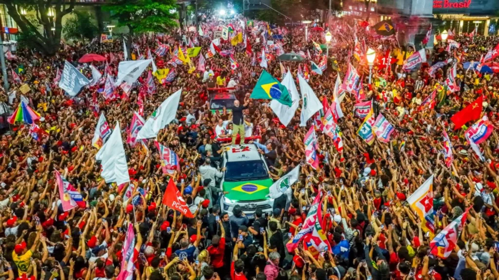 As ruas elegeram: que as ruas governem com Lula!