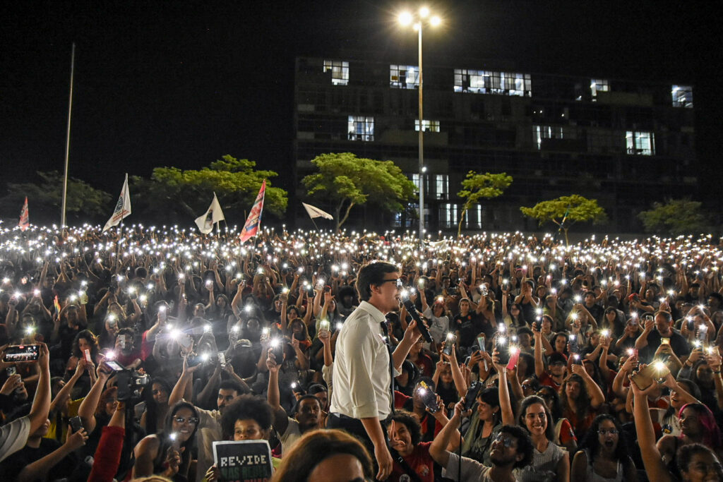 Caravana de Guilherme Cortez e movimento Revide já reuniu mais de 10 mil jovens no país