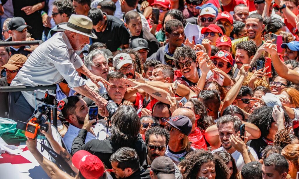 12 dias para mobilizar o Brasil, virar o jogo e derrotar a extrema-direita